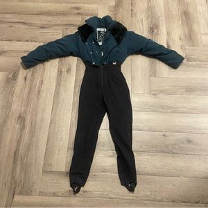 NILS Skiwear Vintage Green and Black Ski Suit